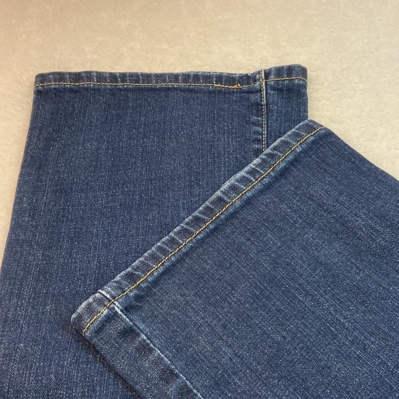 Levi’s 515 Bootcut Jeans 8 Short Dark wash - Picture 6 of 9